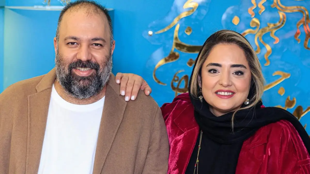 مطلب روز | دکوراسیون مینیمال خانه ی «نرگس محمدی» تزیین شده با گل ارکیده سفید همراه با آغوش گرم همسرش علی اوجی 1 نرگس محمدی 23 1