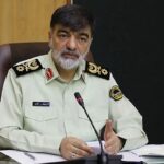 عکس؛ سفر در زمان؛ «سردار رادان» با اسلحه و نارنجک در جبهه؛ اوایل دهه 60