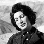 سفر در زمان؛ تنها فیلمی که فروغ فرخزاد در آن بازی کرد؛ امتناع نویسنده مشهور از بازی در آن فیلم