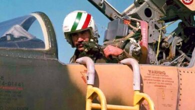 عکس؛ سفر در زمان؛ «غلامرضا جمالی» خلبان مشهور F-5 بعد فارغ التحصیلی در آمریکا؛ سال 56