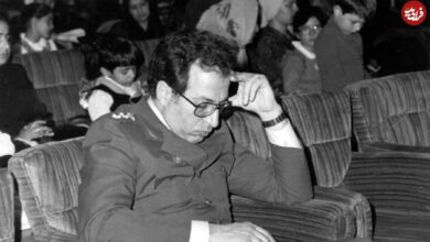 عکس؛ سفر در زمان؛ «جواد فکوری» در حاشیه جشن فارغ التحصیلی دانشکده خلبانی؛ اوایل دهه 40