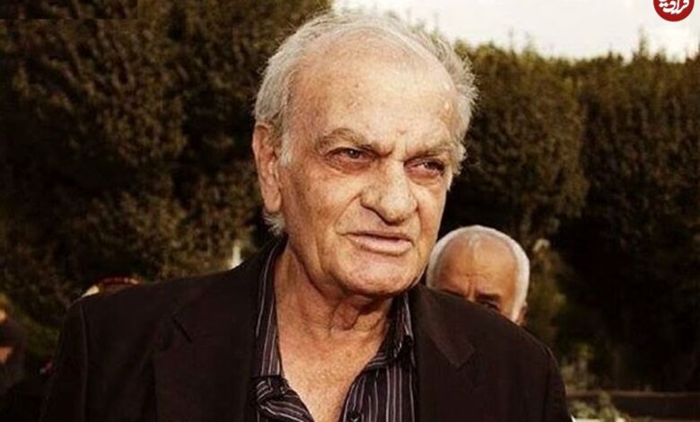 زمان و تاریخ پخش عکس؛ به «فتحعلی اویسی» 42 سالگی پنجمین فیلمش دهۀ 60 1 عکس؛ سفر به تاریخ؛ «فتحعلی اویسی» در 42 سالگی در پنجمین فیلمش؛ دهۀ 60