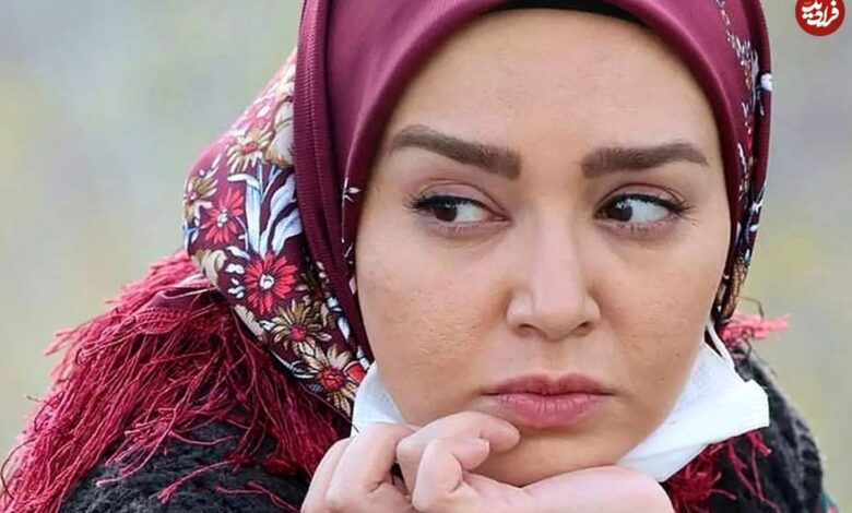 زمان و تاریخ پخش عکس؛ قاب روز چهره جدید «لیلا اوتادی» و «شیرین» نون خ میان یا 1 (عکس) قاب روز؛ چهره جدید «لیلا اوتادی» و «شیرین» نون خ در میان دریا