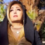 عکس؛ سفر در زمان؛ «لیلا فروهر در 7 سالگی و در کنار داریوش طلایی»؛ سال 1344