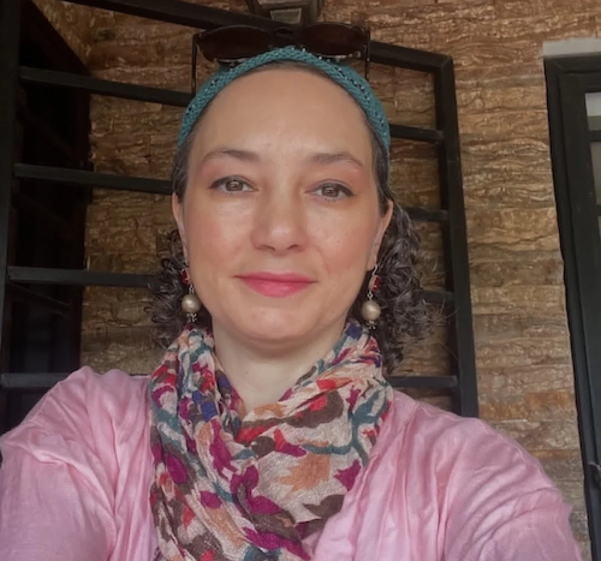 انرژی زنانه یعنی سحر ولدبیگی؛ بانوی خوشپوش و رنگارنگ سینمای ایران 9 11dd