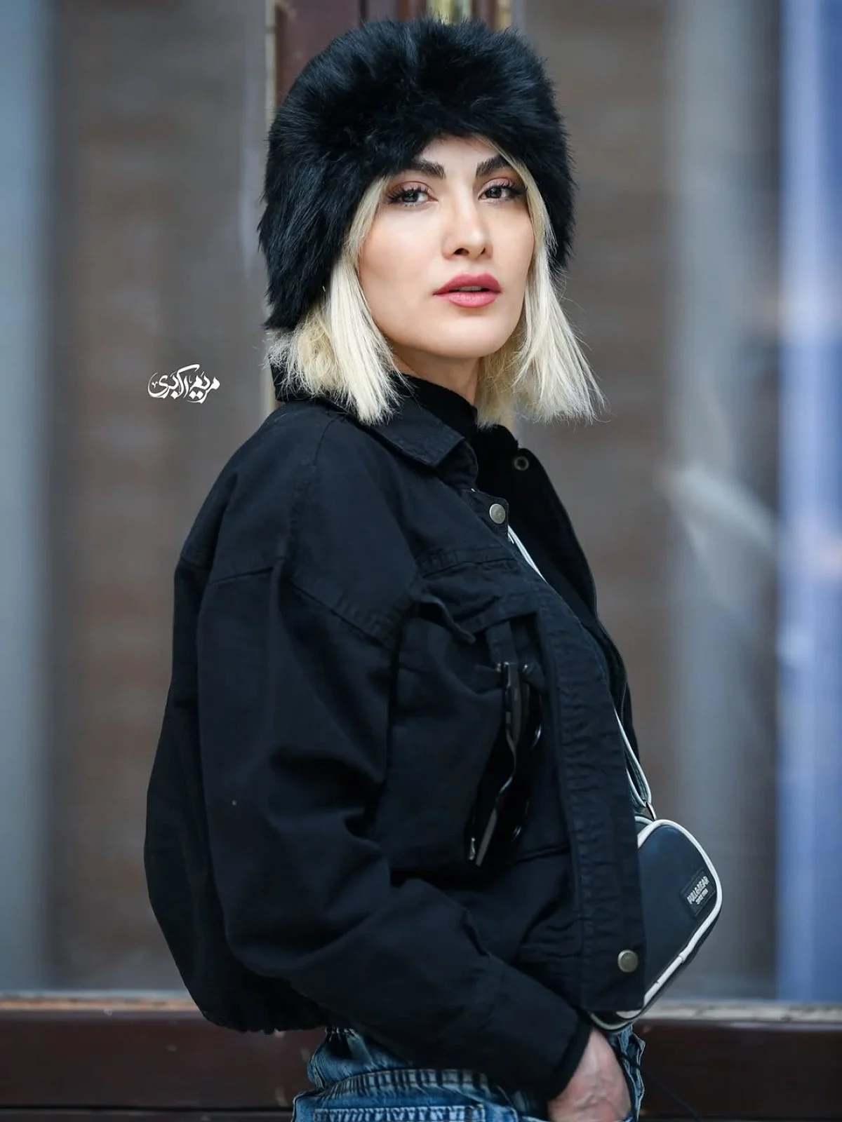 عکس روز | ریحانه رضی و کوروش شاهونه؛ یه زوجِ هنریِ دیدنی تو جشنواره! 4 photo 2025 10 29 08 43 05