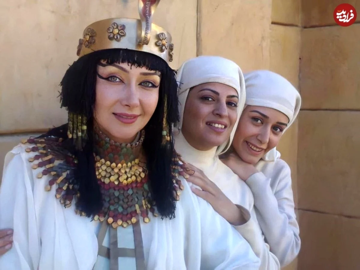 عکس روز |دو قاب خاص از زلیخا در پشتصحنه سریال یوسف پیامبر 4 glsnrkp 1728062695 3471563963903900183 1190729432