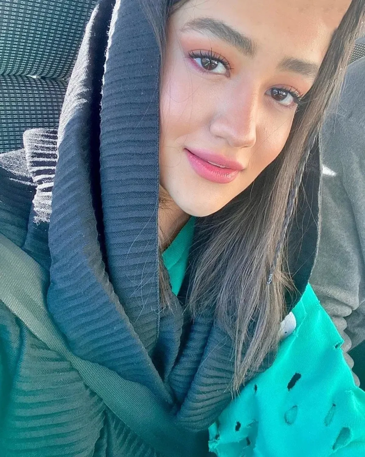 عکس روز | عکس شوکه کننده از تغییر چهره نوجوان نقش «شادی» سریال هفت سنگ 4 hananeh ahadi 1645282641 2777154542409650331 1324467675