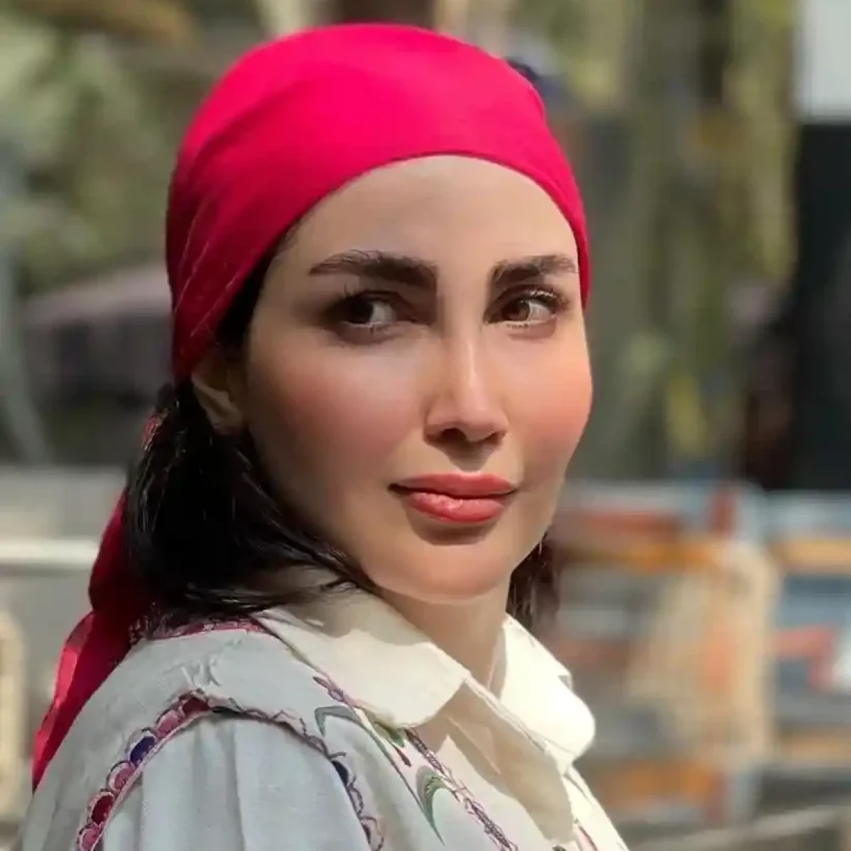 naarinayoobi 1727610677 3467772159267682972 45041808228 edited